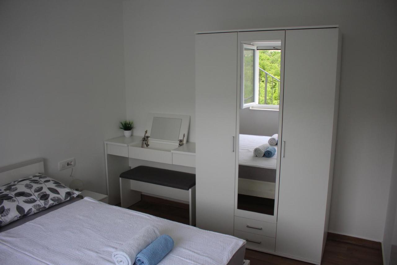 Apartments Bonaca Рованьска Экстерьер фото