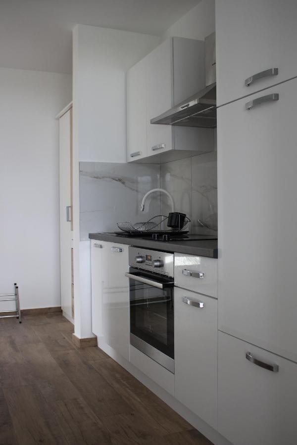 Apartments Bonaca Рованьска Экстерьер фото