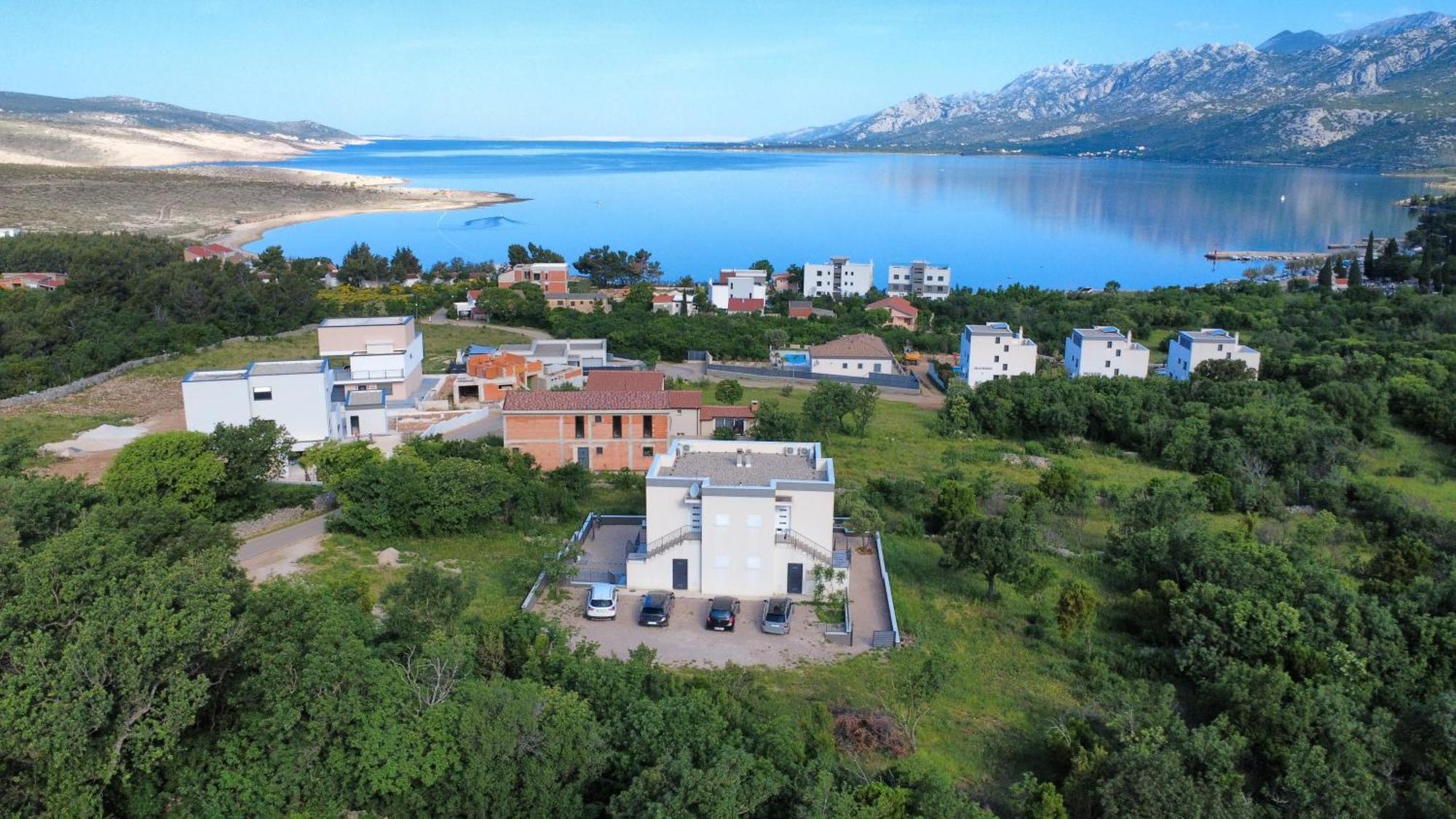 Apartments Bonaca Рованьска Экстерьер фото